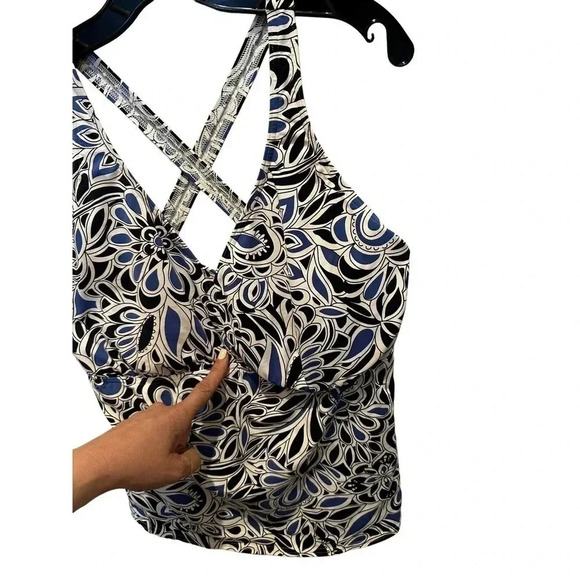 Lands'End Women's Multicolor V-Neck Cross Back Sleeveless Top Size 18DD - Picture 4 of 8